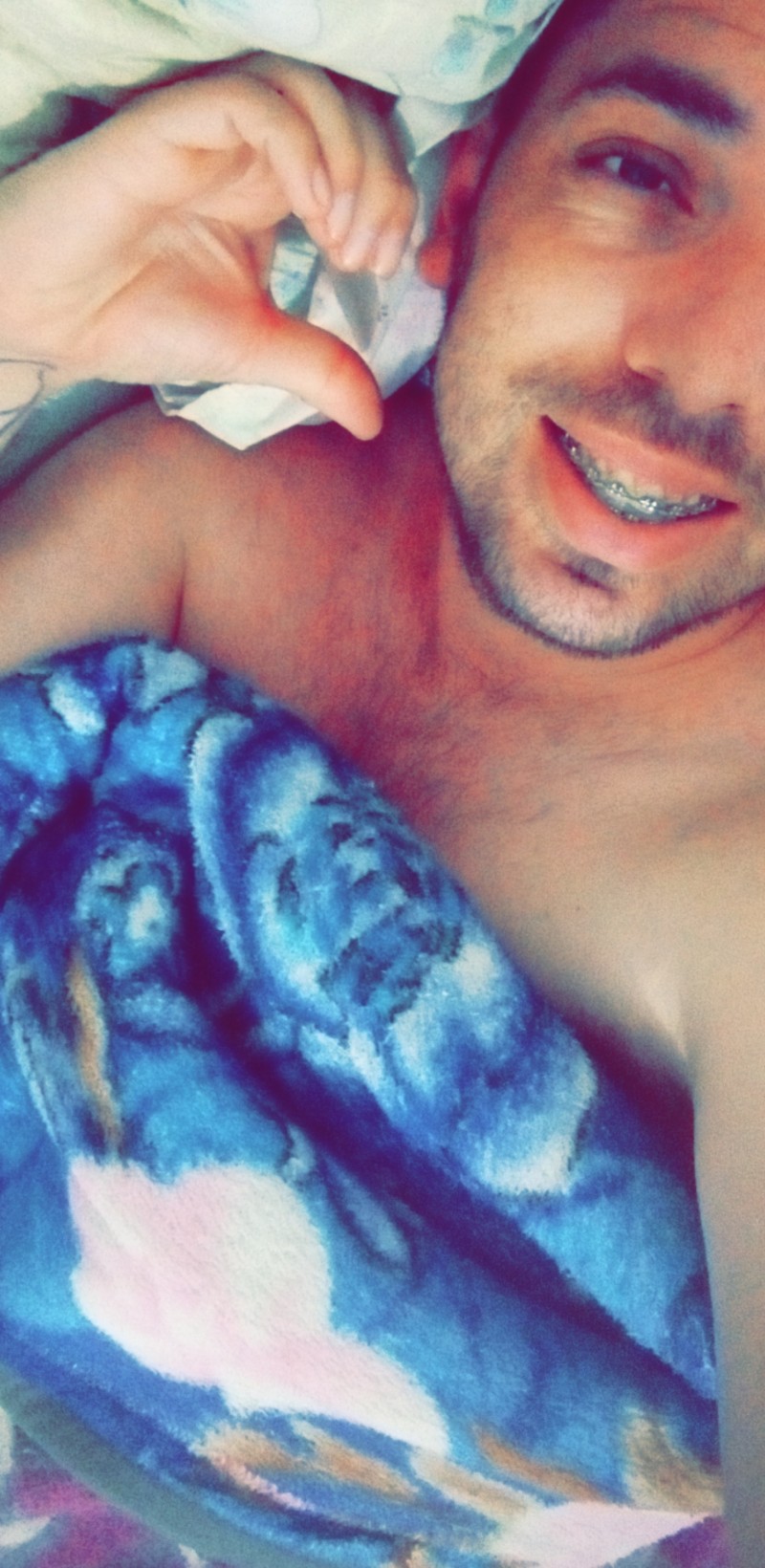 Snapchat-1908561218